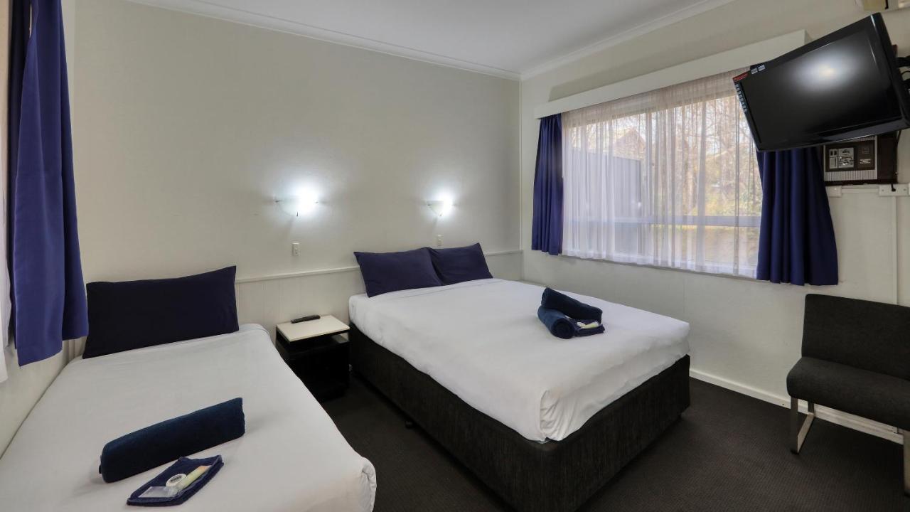 ياس Hamilton Hume Motor Inn المظهر الخارجي الصورة